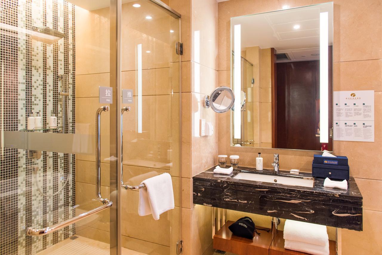 Gree Dong Ao Hotel Чжухай Экстерьер фото